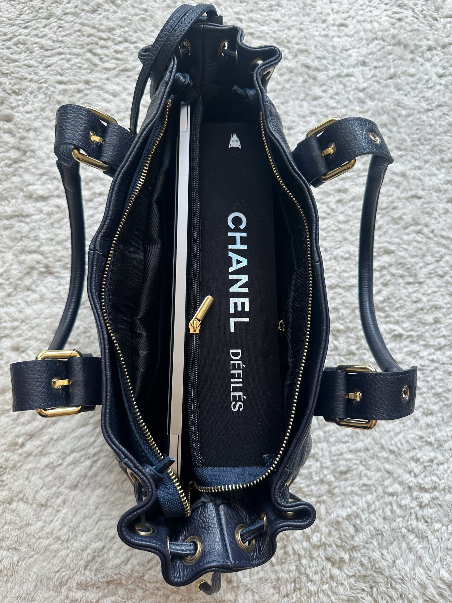 Stockholm Bag L - Navy Grained
