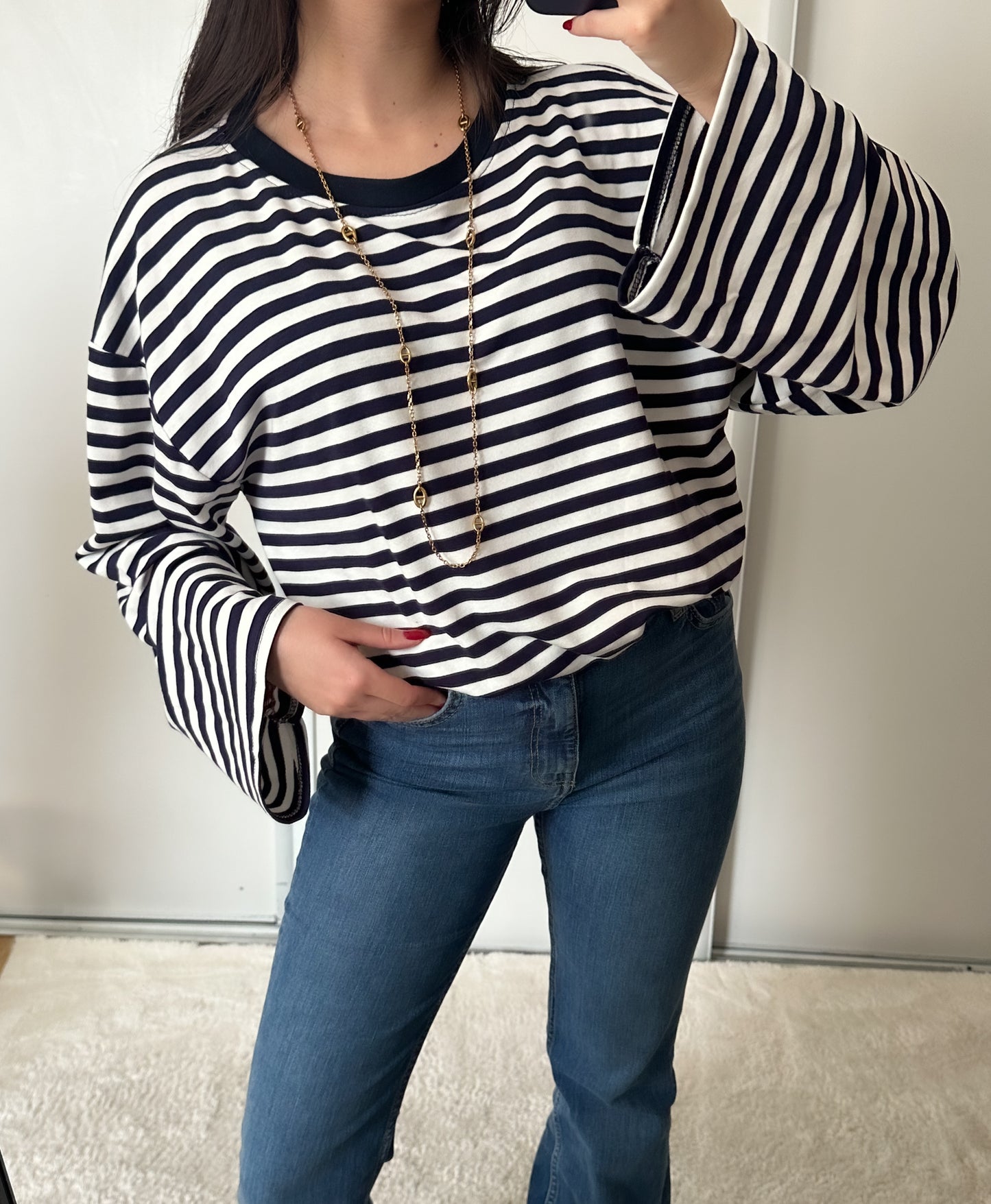 Lola navy blue/white t-shirt