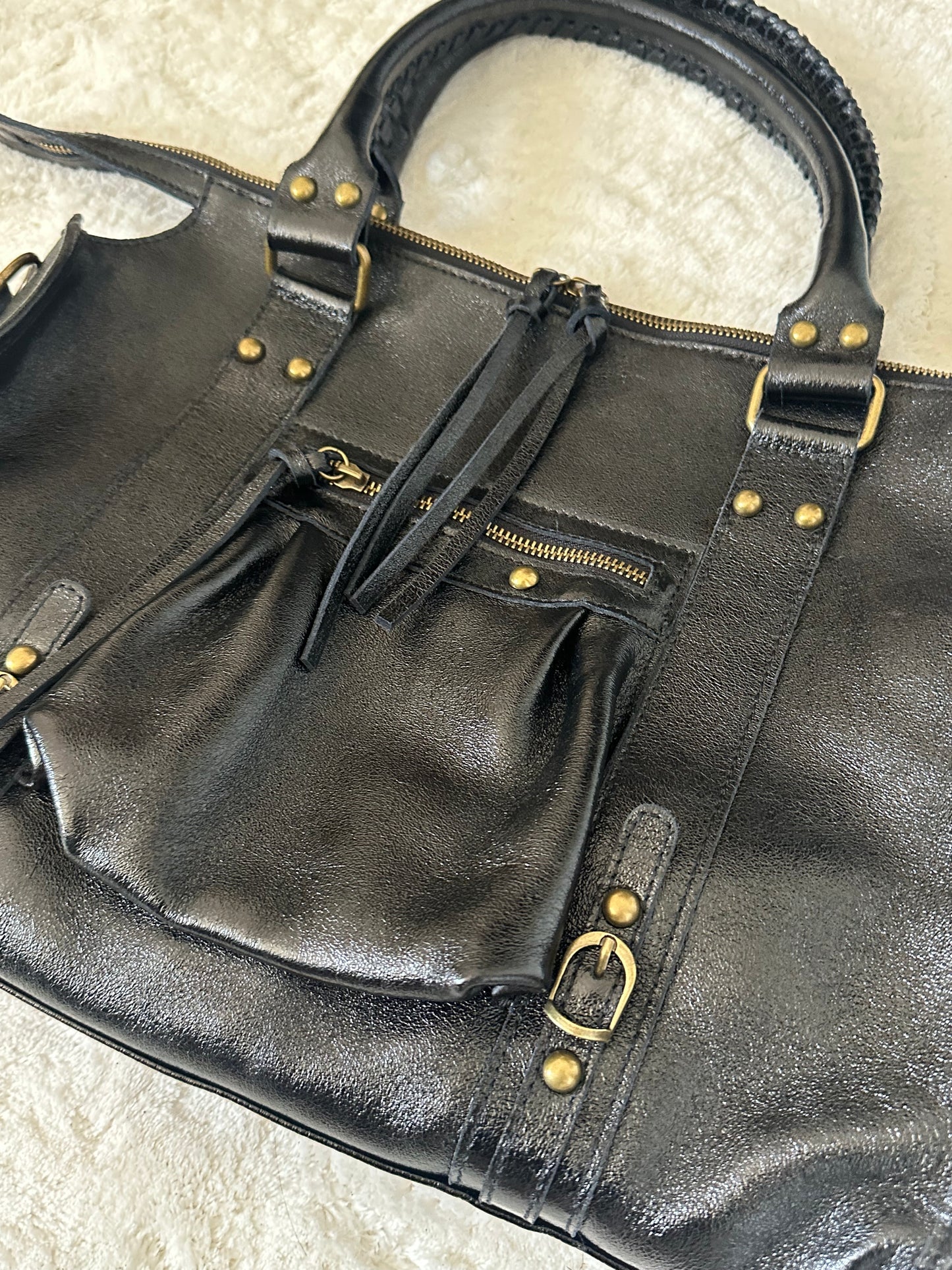 Sac City L - Iridescent Black